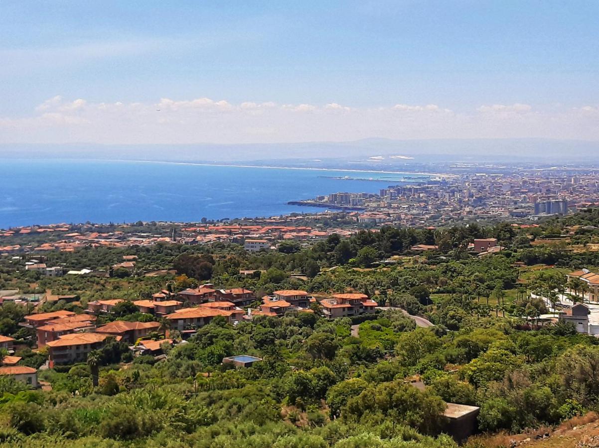 La Petite Maison Aci Castello Buitenkant foto